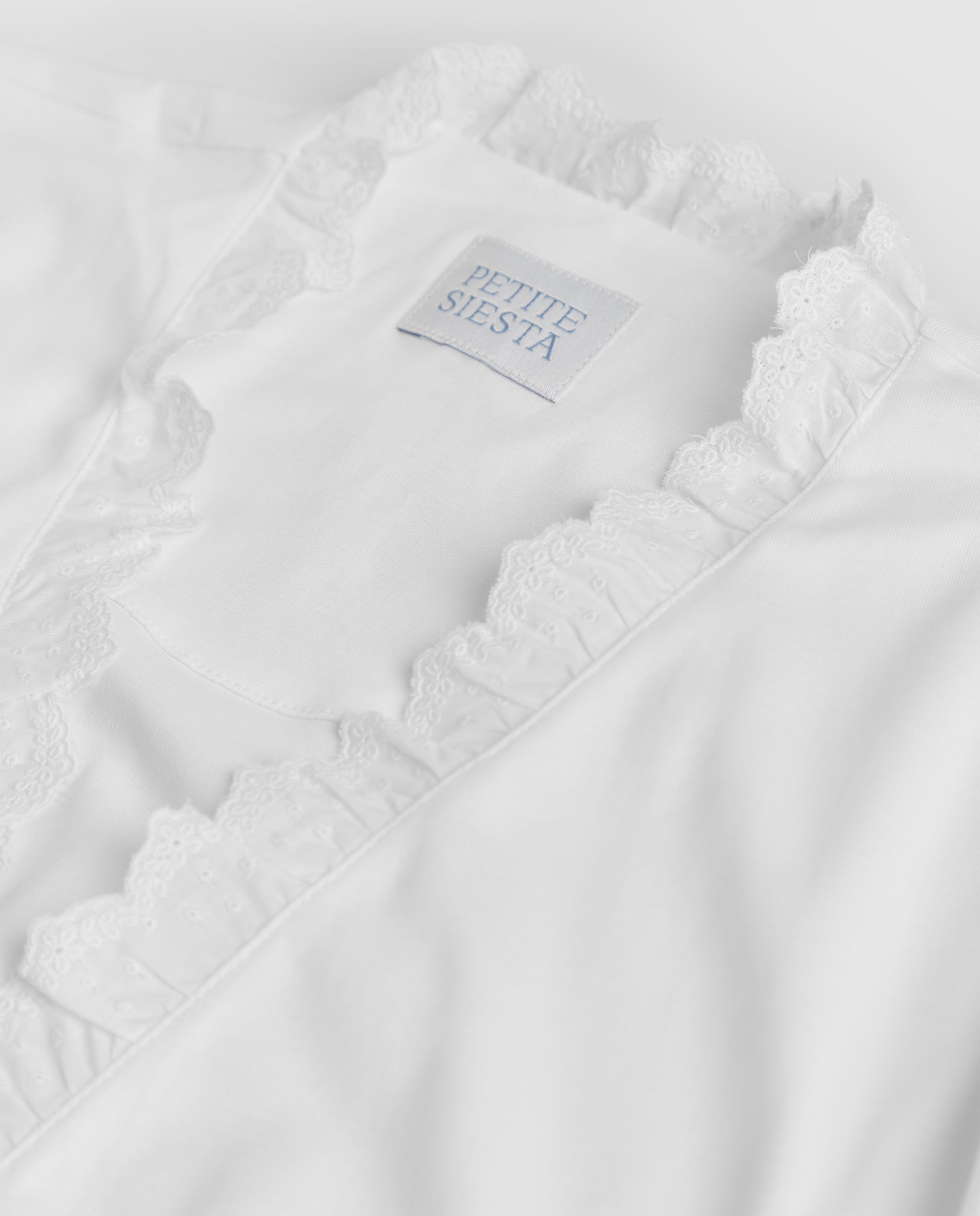 Robe pour femme avec bande brodée blanche