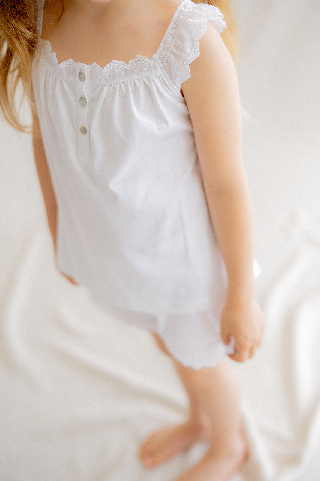 Pyjama enfant blanc à bandes brodées