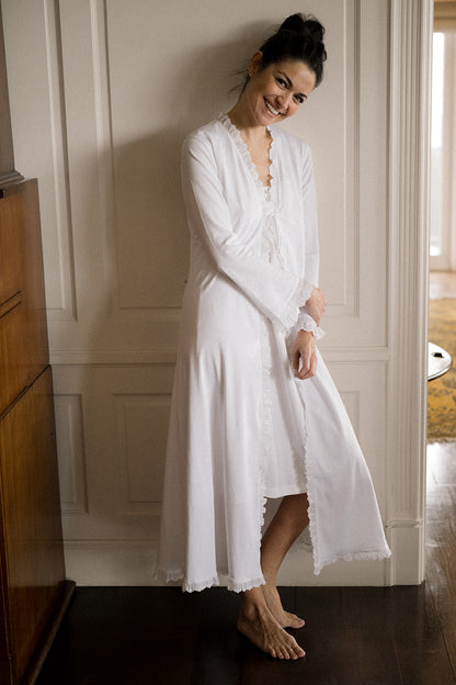 Robe pour femme avec bande brodée blanche