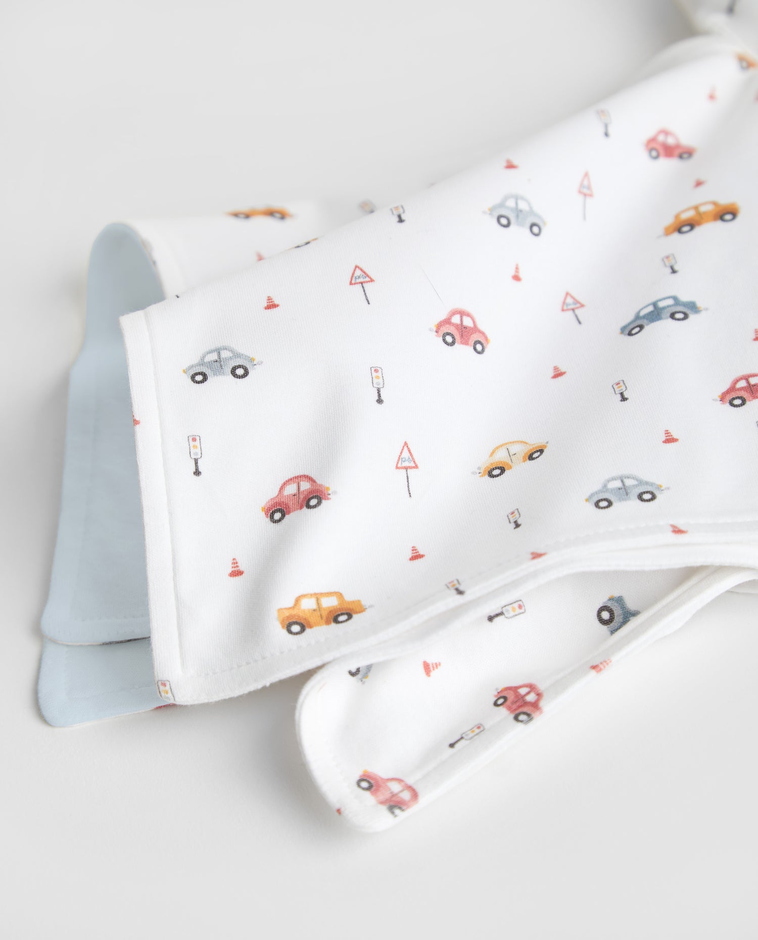 Doudou Cars