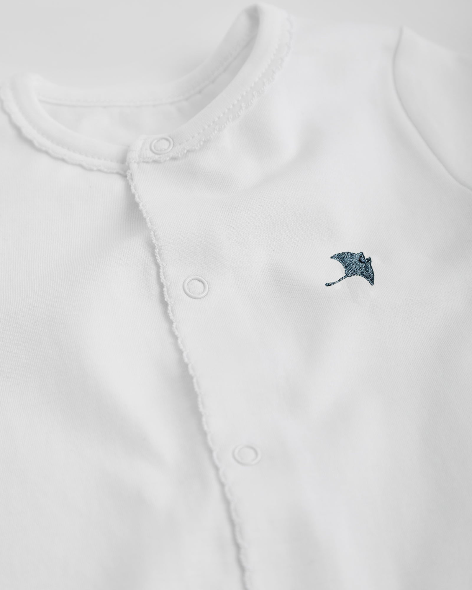 Pyjama court blanc pour bébé