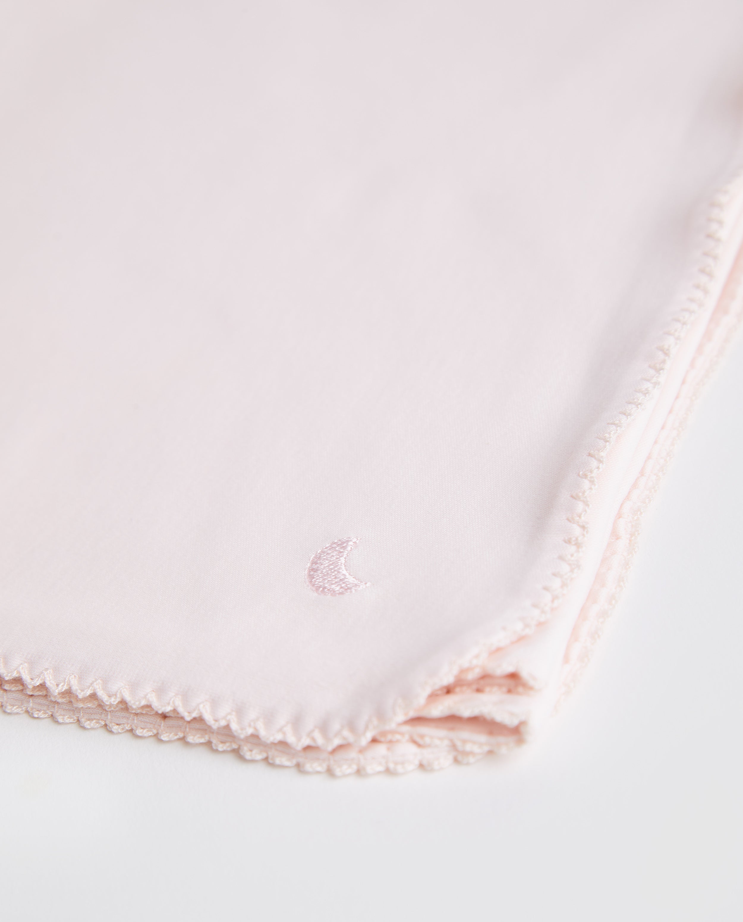 Lange rose pour bébé